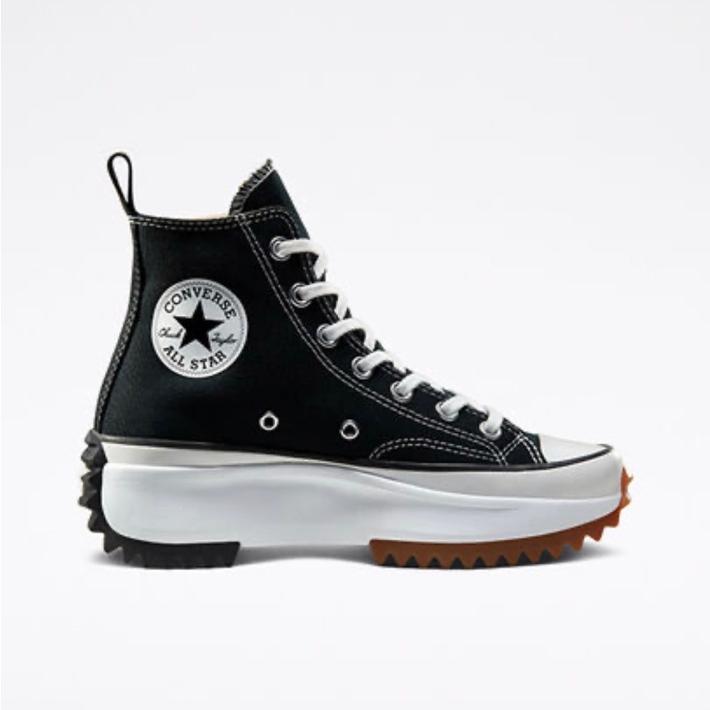 Black converse run star hike high top sneakers women’s size 9 NWT in box